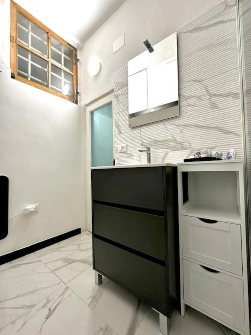 Apartment Dal Cielo Ai Rolli Genua